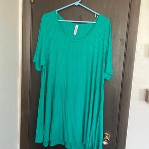Lularoe Perfect T